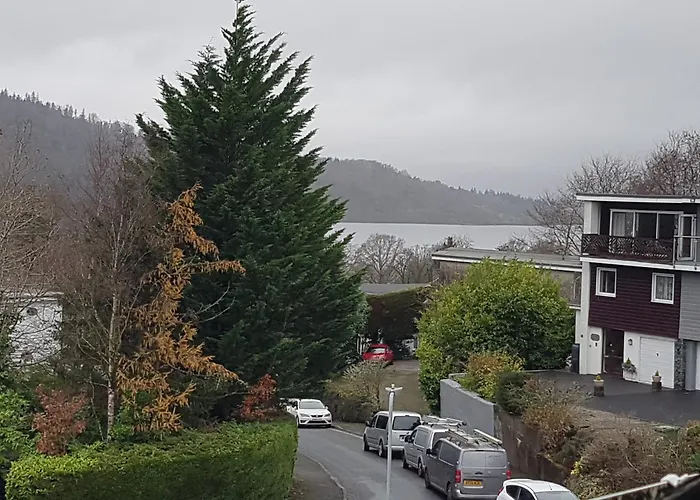 Lägenhet On Windermere, Excellent For 4 With Parking Bowness-on-Windermere